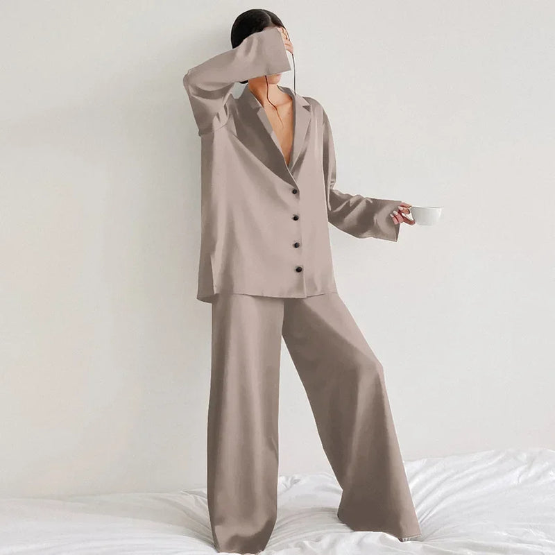 Pijama Feminino Conjunto em Seda - Luxo e Conforto